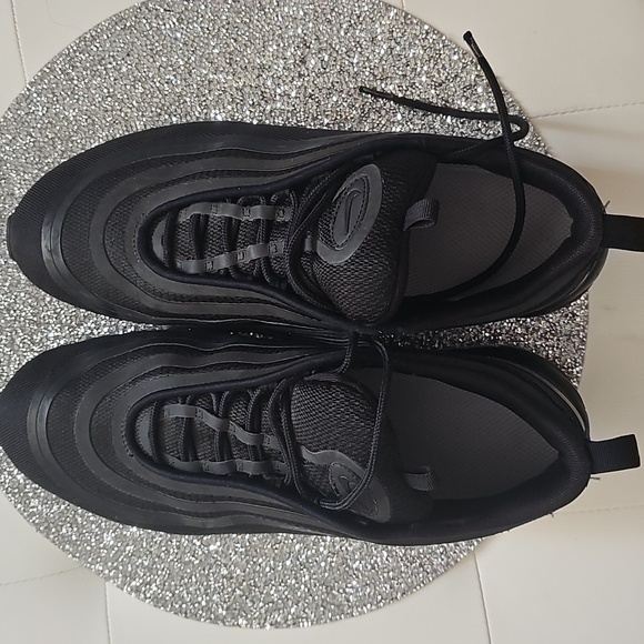Men's Black Nike AIR MAX 97 TRIPLE BLACK  *** Sorry No Box **Excellent Condition - Picture 1 of 6